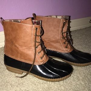 Size 9 Duck Boot